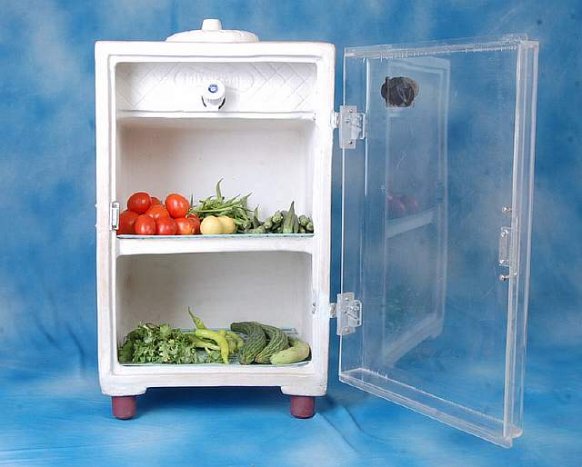 Глиняный холодильник, который охлаждает пищу без электричества 3032578-slide-s-mitticool-002
