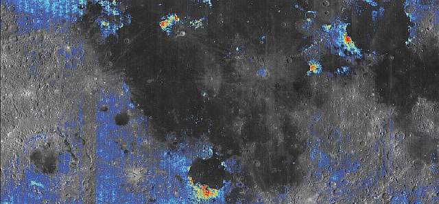 Возможно, Луна скрывает под своей поверхностью гигантские запасы воды