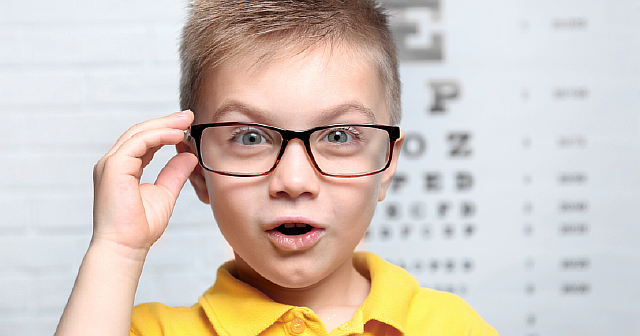 Бинокулярное зрение и аккомодация глаз влияют на освоение детьми навыков чтения