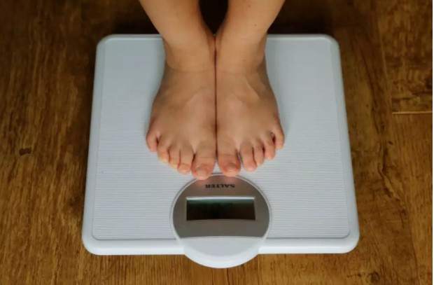 Простейший способ сбросить лишний вес - больше стоять на ногах