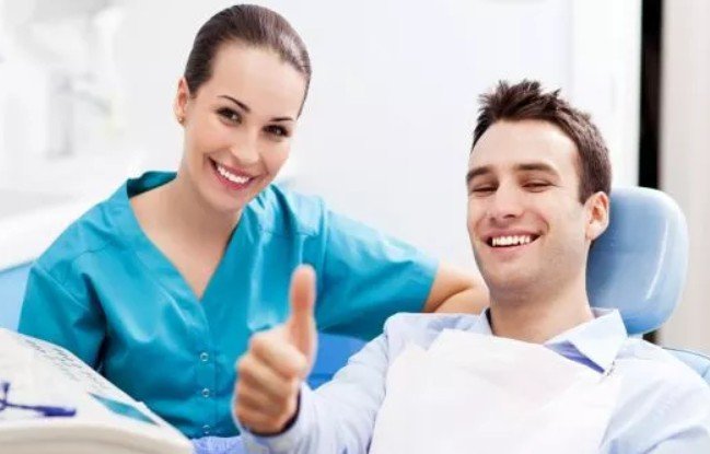 Иметь красивые зубы и здоровую улыбку помогут специалисты Центра стоматологии в подмосковном Королёве