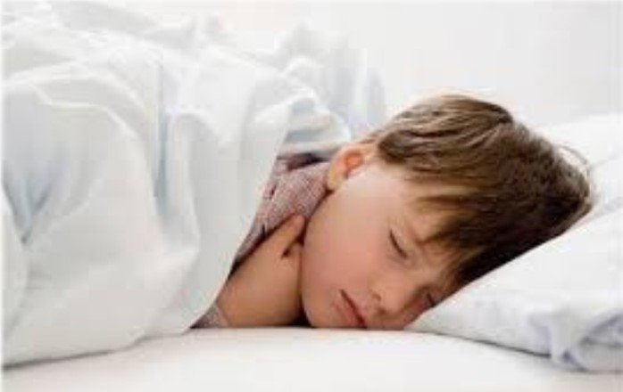 Укладывание детей в постель в одно и то же время позволяет избежать у них ожирения в подростковом возрасте