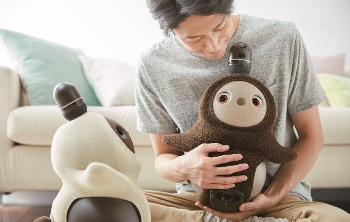 Последний японский робот-компаньон создан лишь для того, чтобы согреть сердце хозяина
