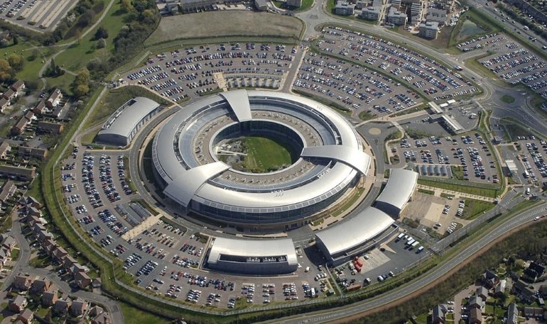 В Британии активно привлекают слабый пол для борьбы с киберугрозами